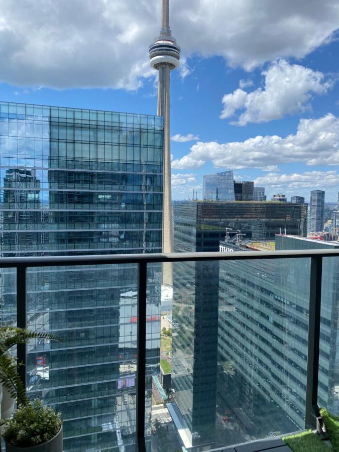 Toronto CN Tower Maple Leaf Square Luxurious 2 Bedroom Condo Extérieur photo