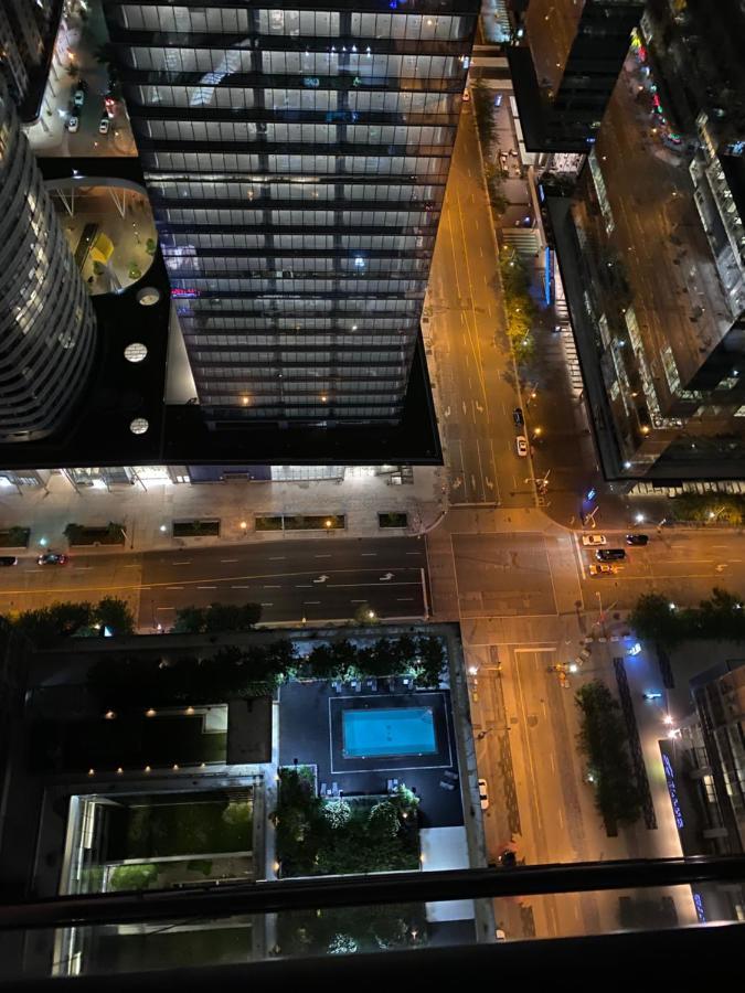 Toronto CN Tower Maple Leaf Square Luxurious 2 Bedroom Condo Extérieur photo
