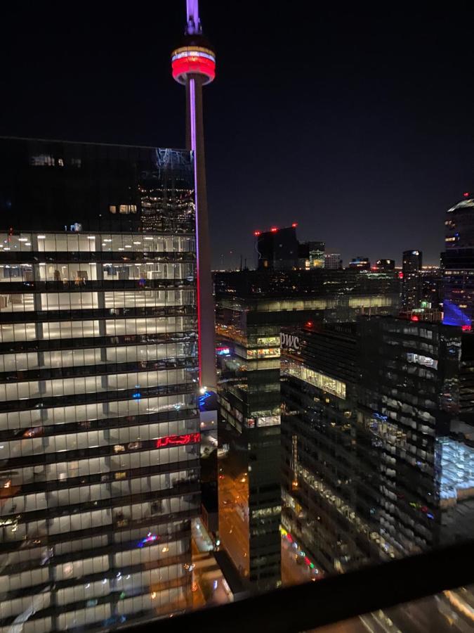 Toronto CN Tower Maple Leaf Square Luxurious 2 Bedroom Condo Extérieur photo